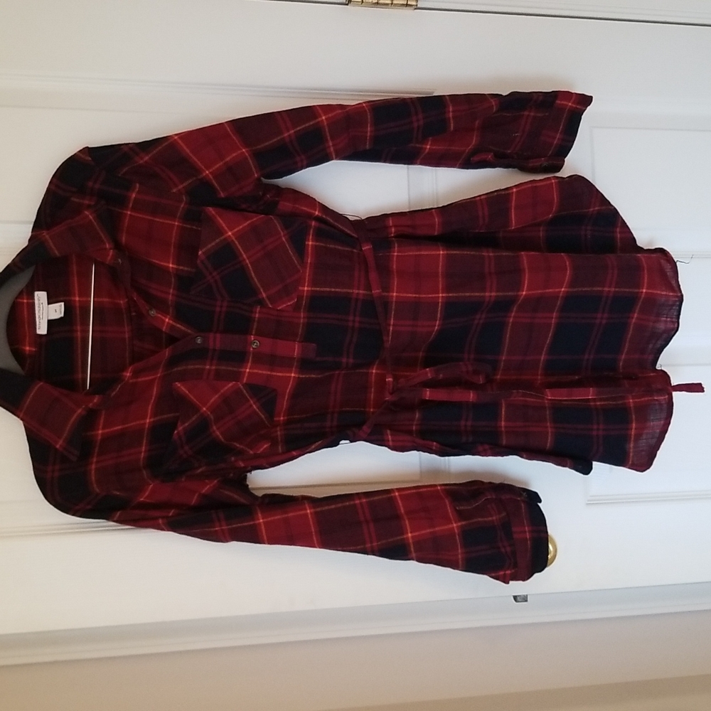 Plaid Maternity shirt
